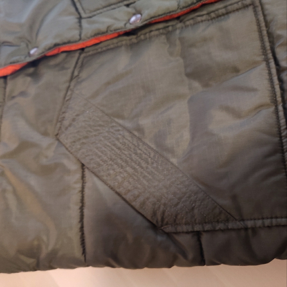 Penfield Puffy Vest - Picture 2 of 8
